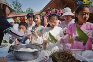 KD: Những người tiên phong ghi được 9 bàn thắng 3 điểm nhiều hơn chúng tôi, đó là một khoảng cách rất lớn trong bất kỳ trận đấu nào.